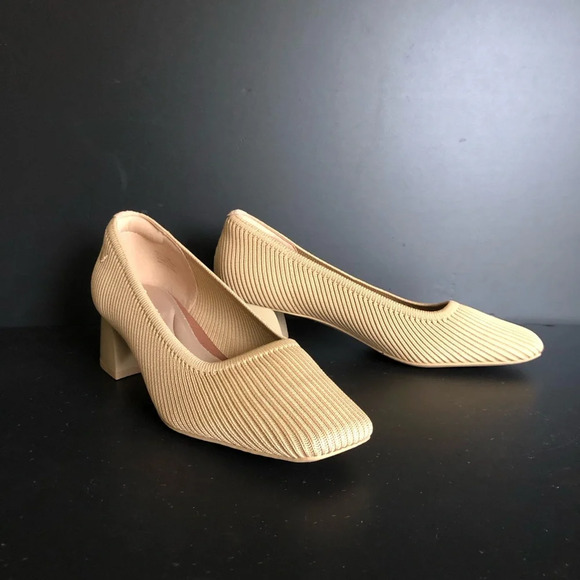 Vivaia Shoes - Vivaia Melody Square Toe Chunky Heel Pump Cream Ivory Size EUR 37.5 US 7